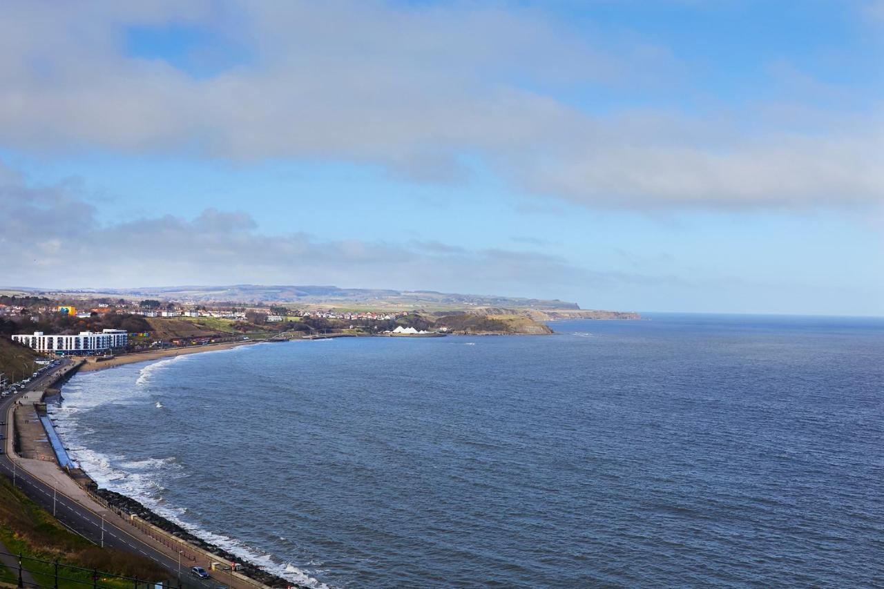 Denelea - Stunning Sea Views! Scarborough Exterior photo