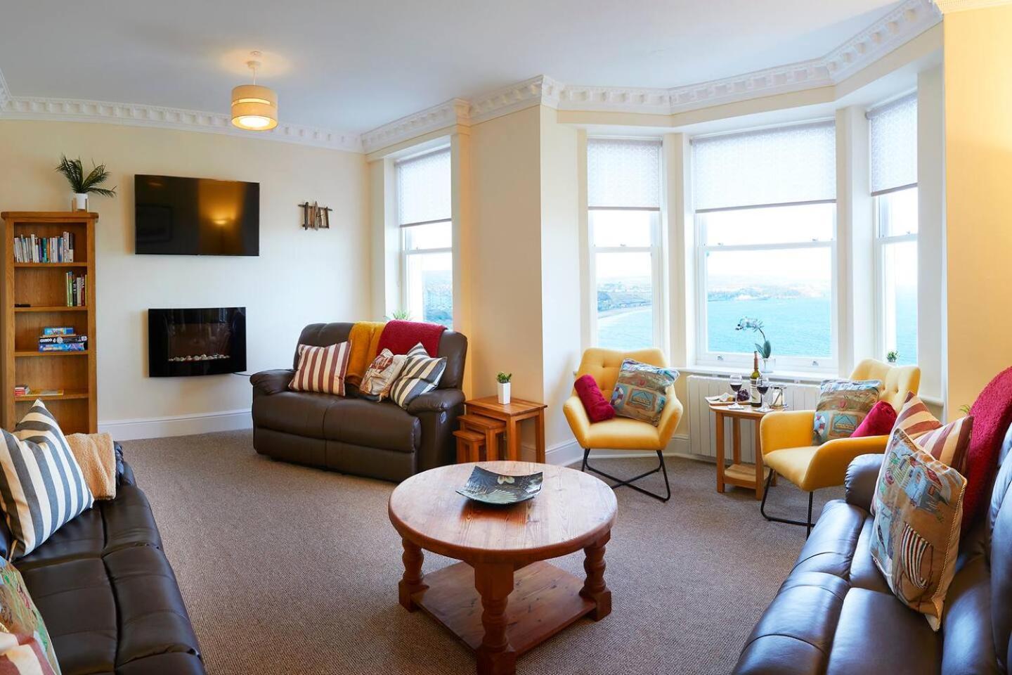 Denelea - Stunning Sea Views! Scarborough Exterior photo