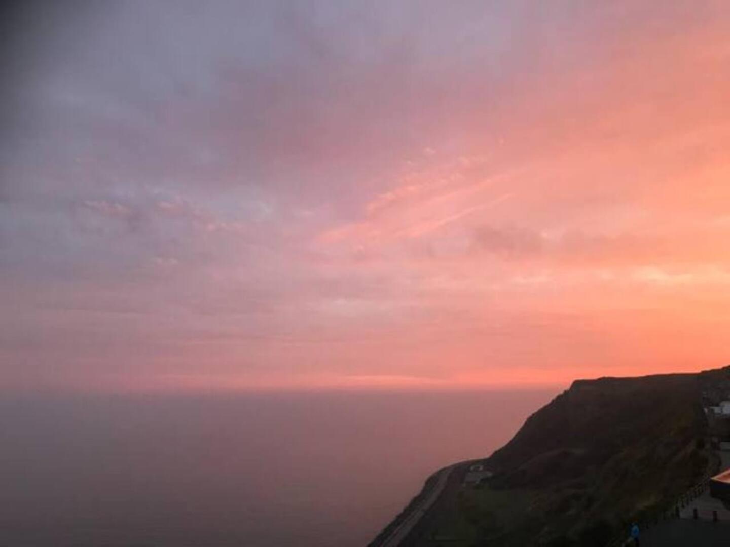 Denelea - Stunning Sea Views! Scarborough Exterior photo